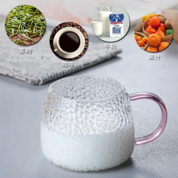 لیوان پیرکس دسته دار گرد دسته صورتی نمای حقیقی