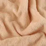 ست دو تکه حوله مسافرتی مدل میکروفایبر رنگ کرم نمای بالا