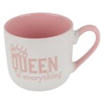 ماگ هدیه طرح QUEEN of everything نمای بالا
