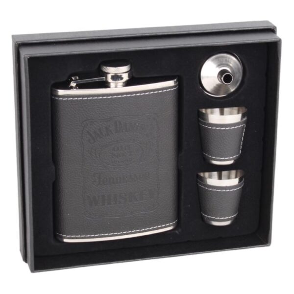پک هدیه هیپ فلاسک Jack Daniel’s با رویه چرم نمای جانبی
