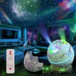 چراغ خواب و اسپیکر تخم اژدها در شب