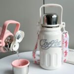 فلاسک مدل Coffee cup طرح کوکا کولا سفید رنگ