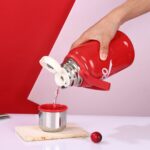 فلاسک مدل Coffee cup طرح کوکا کولا قرمز نحوه ی درپوش