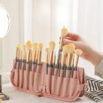 کیف نظم دهنده براش آرایشی صورتی نمای رو به رو