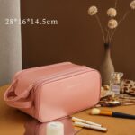 کیف لوازم آرایشی لاکچری صورتی