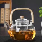 قوری پیرکس دسته چوبی گنجایش 1000ml نمای رو به رو