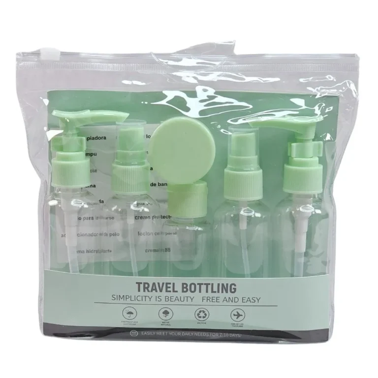 پک آرایشی مسافرتی ست 8 تکه مدل Travel bottling رنگ سبز نمای رو به رو