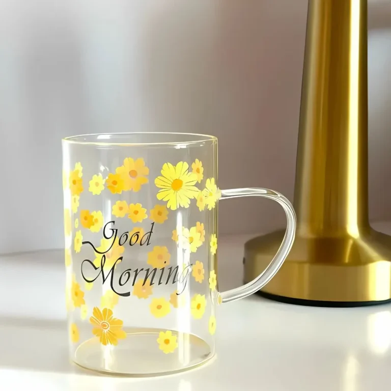 لیوان پیرکس مدل good morning طرح گل دسته رنگی نمای رو به رو