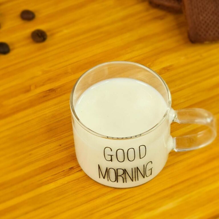 شات قهوه خوری پیرکس طرح GOOD MORNING نمای بالا