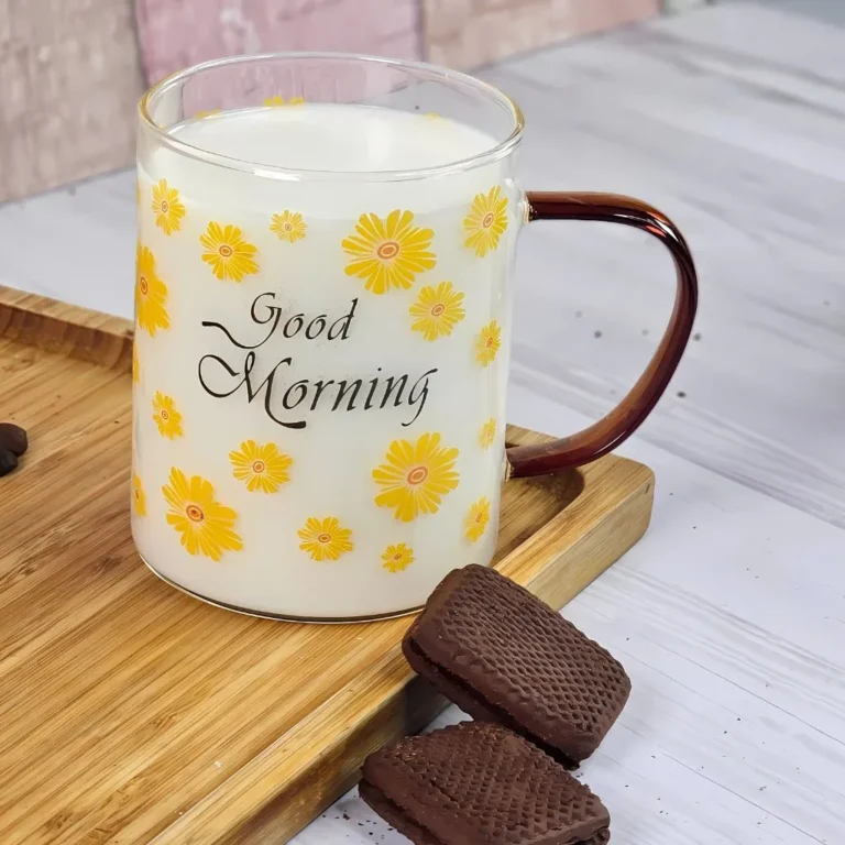 لیوان پیرکس مدل good morning نمای رو به رو