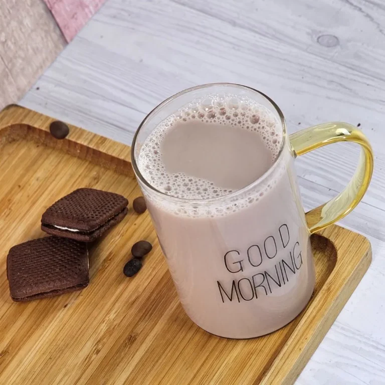 لیوان پیرکس مدل good morning رنگ زرد نمای بالا