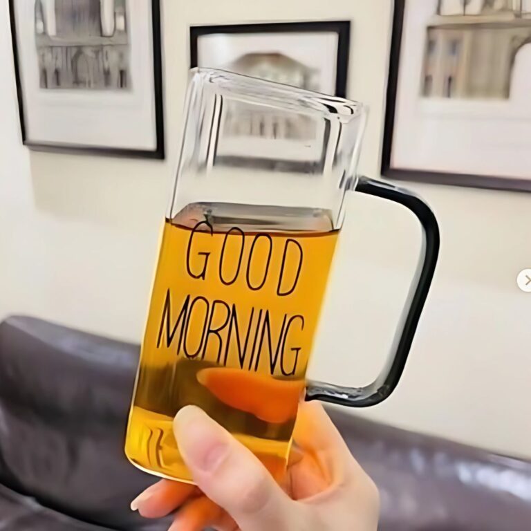 لیوان پیرکس مکعبی طرح good morning نمای رو به رو