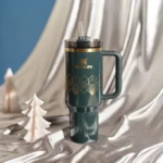 ماگ اورجینال استنلی طرح Deco Collection رنگ سبز نمای جانبی