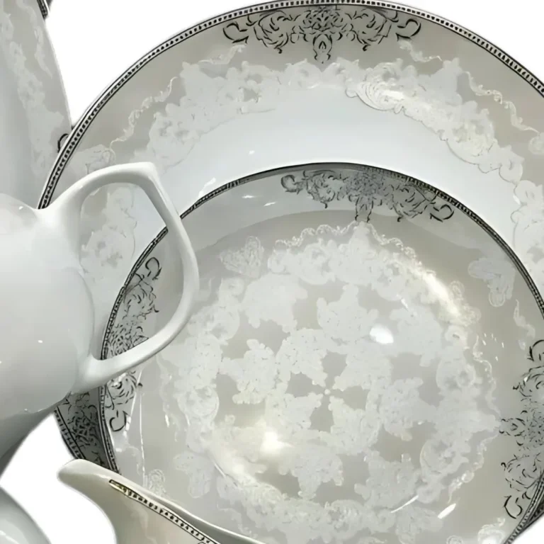 چینی پردیس کاشان قالب هرمس 30 پارچه نمای رو به رو