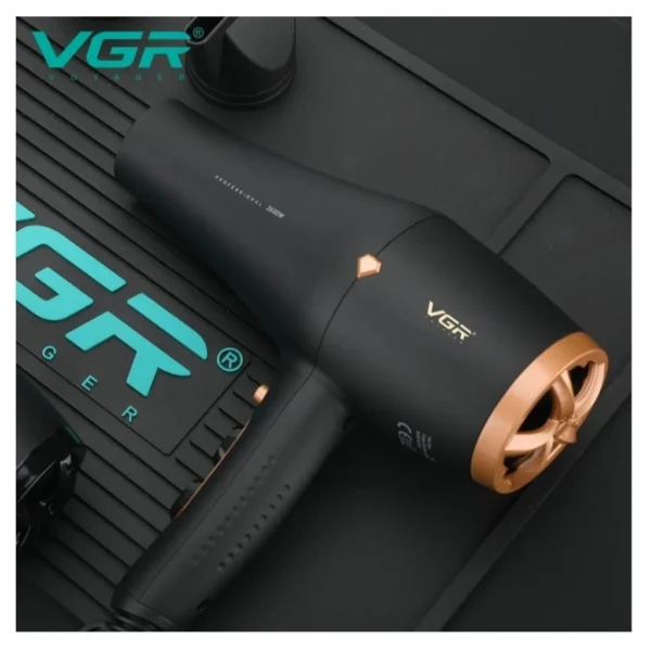 سشوار حرفه ای وی جی آر مدل V-462-8