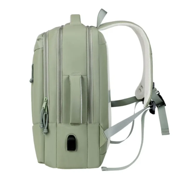 کوله پشتی سفری اسپرت مدل دو حالته + usb نمای کنار