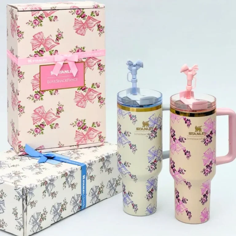 ماگ اورجینال استنلی و LOVESHACKFANCY طرح Flowers