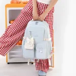 کیف مدرسه دخترانه فانتزی مدل آویز دار نمای دسته حمل