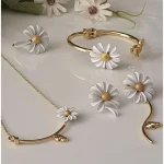 نیم‌-ست-فانتزی-طرح-گل-بابونه-4