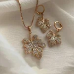 نیم‌-ست-ژوپینگ-مدل-برگ-طرح-طلا-کد-335-1